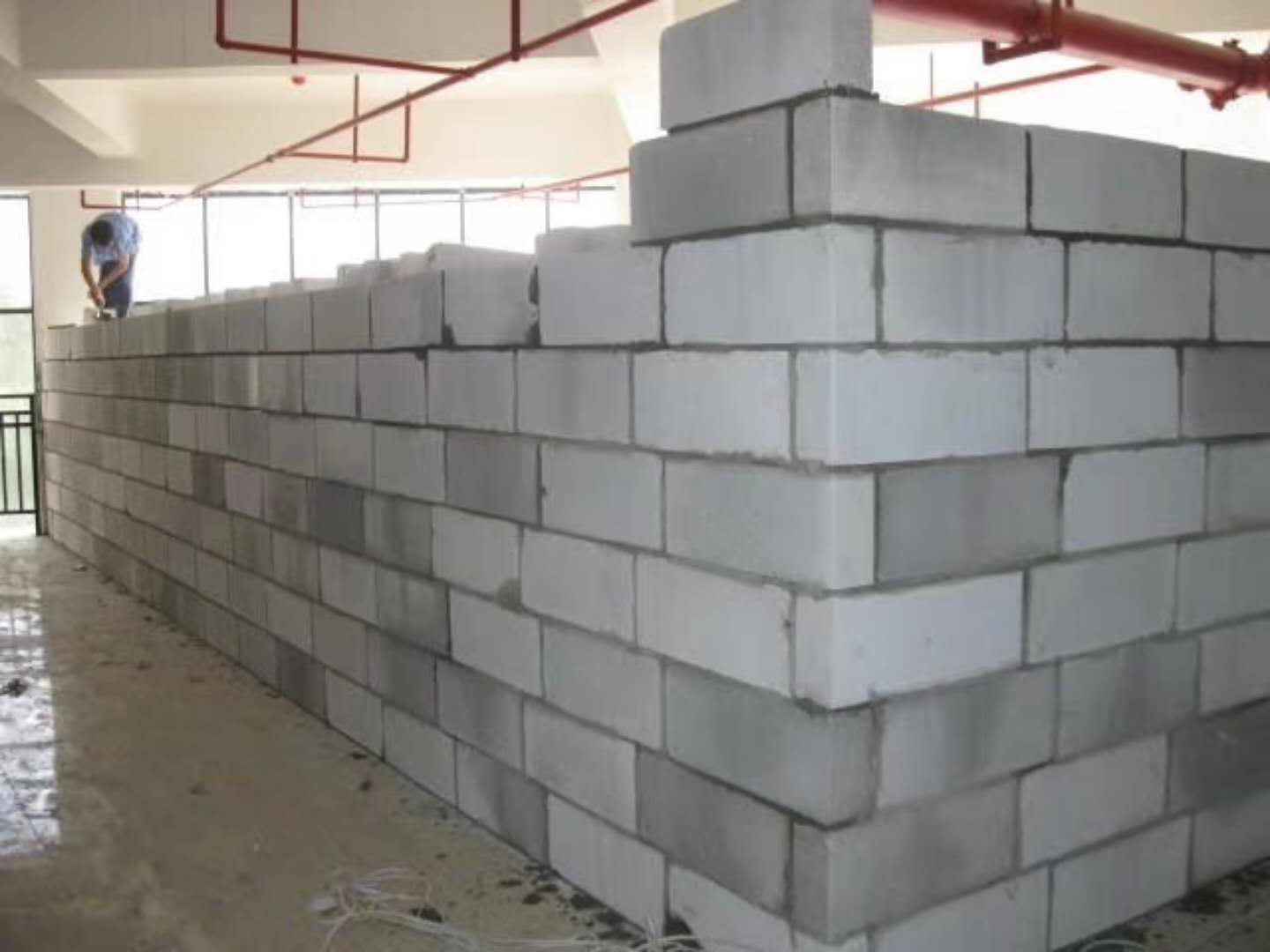 宜丰蒸压加气混凝土砌块承重墙静力和抗震性能的研究